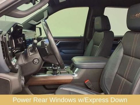 Used 2023 Chevrolet Silverado 1500 High Country w/ Technology Package image 19