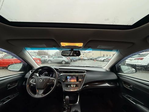 Used 2013 Toyota Avalon XLE image 20