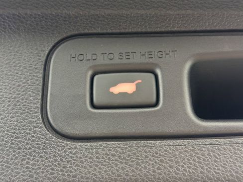 Used 2025 Honda Odyssey Touring image 18