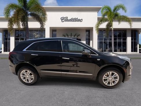 Certified 2024 Cadillac XT5 Luxury FWD image 16