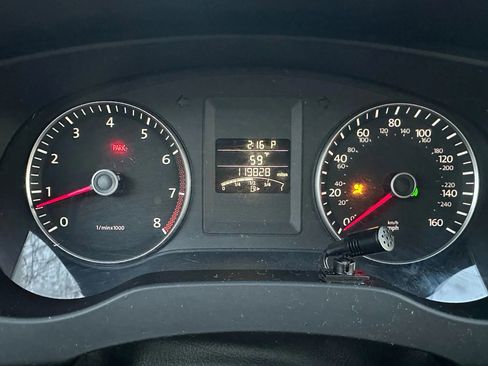 Used 2012 Volkswagen Jetta SE image 28