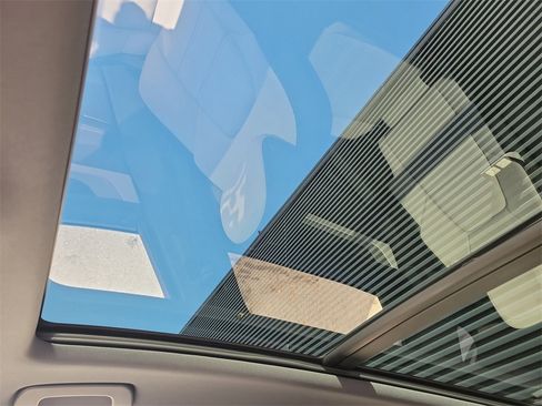 New 2026 Porsche Cayenne image 41