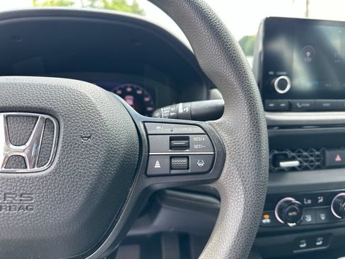 Certified 2023 Honda Accord EX image 30