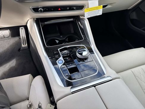 New 2026 BMW X6 xDrive40i w/ Executive Package image 28