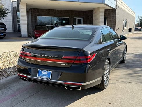 Used 2022 Genesis G90 5.0 Ultimate image 5
