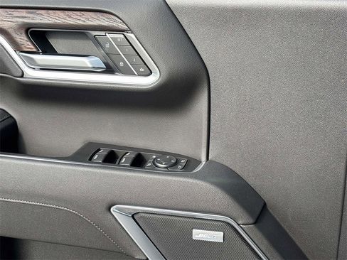 New 2026 GMC Sierra 1500 SLT w/ SLT Premium Package image 7