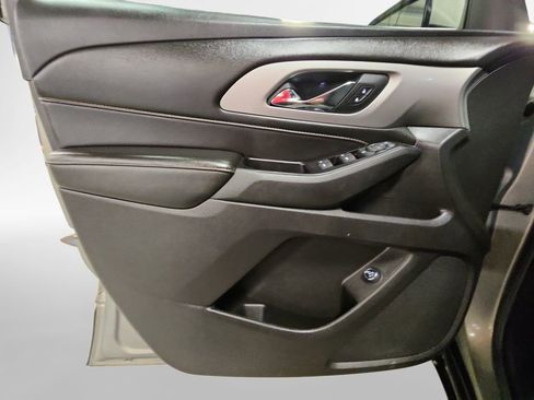Certified 2018 Chevrolet Traverse LT w/ LPO, Floor Liner Package AWD/4WD image 15