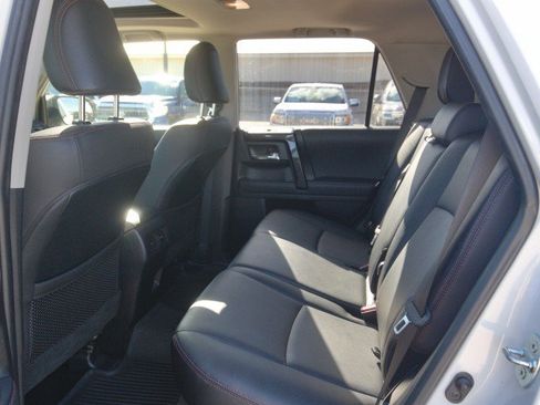 Used 2021 Toyota 4Runner Venture w/ Moonroof Package AWD/4WD image 29