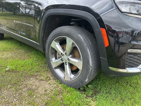 Used 2021 Jeep Grand Cherokee L Limited w/ Trailer Tow Group (B) AWD/4WD image 4