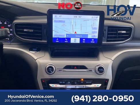 Used 2023 Ford Explorer XLT w/ Equipment Group 202A RWD image 14