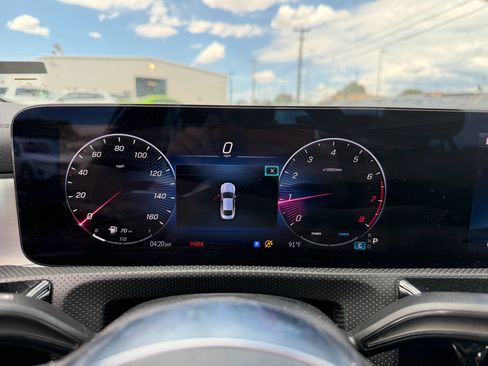 Used 2025 Mercedes-Benz CLA 250 image 15