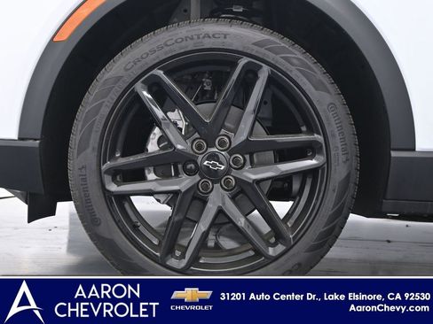 New 2026 Chevrolet Equinox EV LT image 39