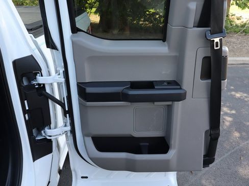 Used 2018 Ford F150 XL w/ Equipment Group 101A Mid AWD/4WD image 24