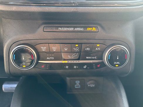 Used 2023 Ford Escape ST-Line image 18