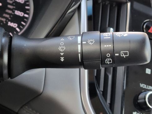 Certified 2022 Subaru Outback Premium image 28