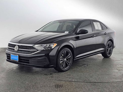 Used 2022 Volkswagen Jetta SE image 7