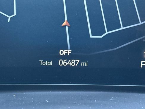 Used 2025 BMW iX xDrive50 w/ Premium Package image 34