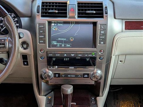 Used 2018 Lexus GX 460 Luxury image 8