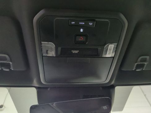 Used 2024 Toyota Tacoma TRD Sport image 27