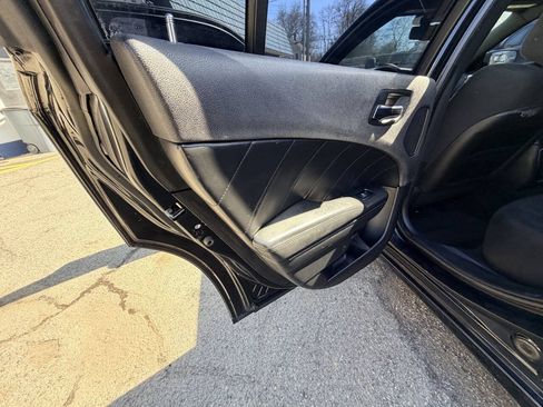 Used 2014 Dodge Charger R/T w/ Blacktop Package RWD image 22