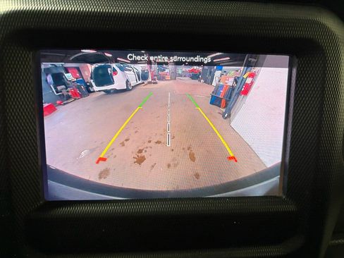 Used 2022 Jeep Wrangler Sport AWD/4WD image 20