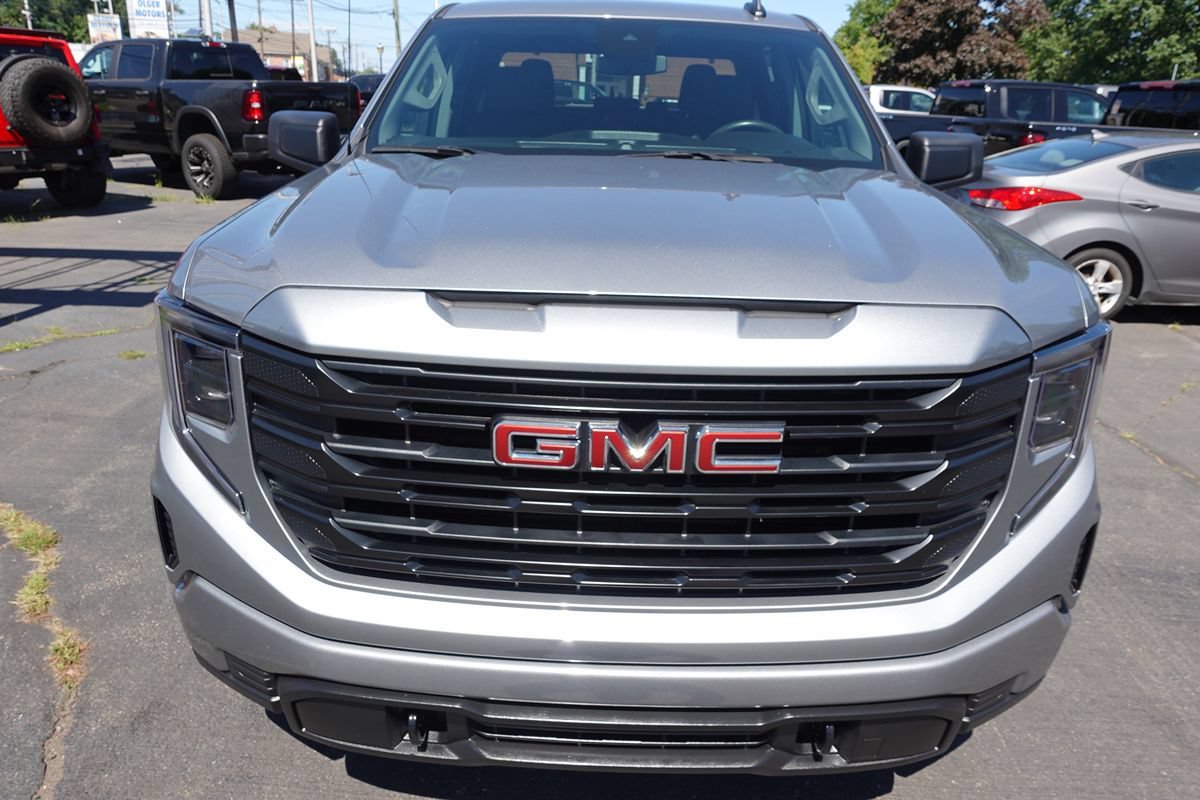 Used 2024 GMC Sierra 1500 Pro w/ Graphite Edition AWD/4WD image 6