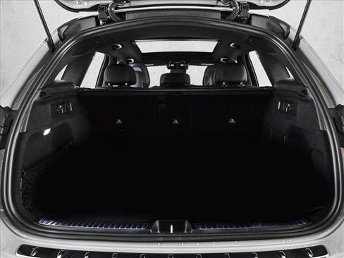 New 2026 Mercedes-Benz GLC 43 AMG 4MATIC image 6