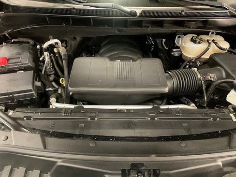 Used 2023 GMC Yukon SLT image 7