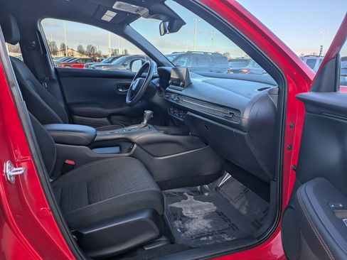 Certified 2024 Honda HR-V Sport image 27