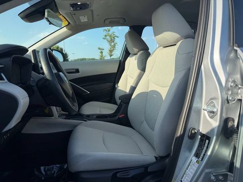 Certified 2025 Toyota Corolla Cross L AWD/4WD image 15