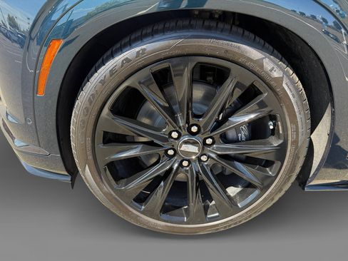 Used 2026 Cadillac Vistiq Platinum AWD/4WD image 9