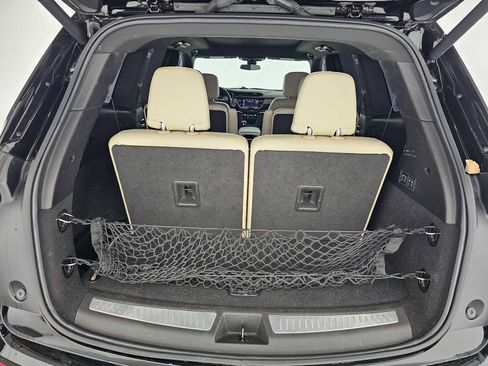 Used 2023 Cadillac XT6 Sport image 15