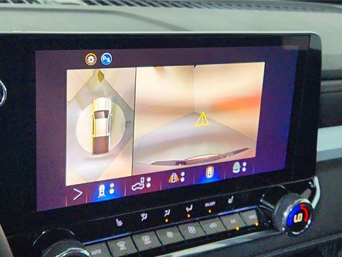 Used 2026 Chevrolet Colorado LT w/ LT Convenience Package image 44