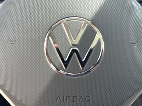 New 2026 Volkswagen Taos SEL AWD/4WD image 23