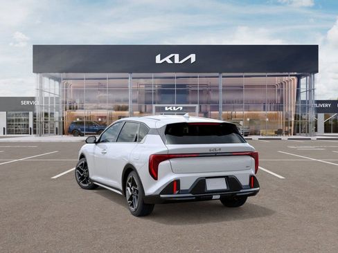 New 2026 Kia K4 GT-Line image 5