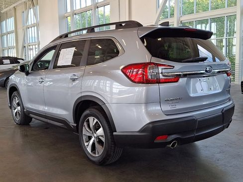 Certified 2025 Subaru Ascent Premium AWD/4WD image 7