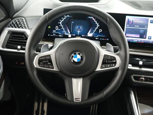 Used 2024 BMW X6 xDrive40i w/ Premium Package AWD/4WD image 12