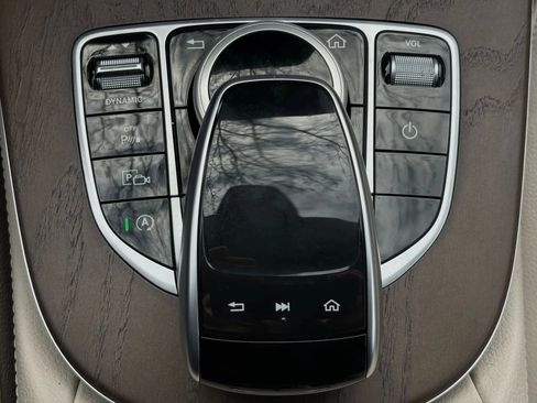 Used 2020 Mercedes-Benz E 350 E 350 Sedan 4D image 22