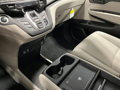 New 2026 Honda Odyssey EX-L image 21