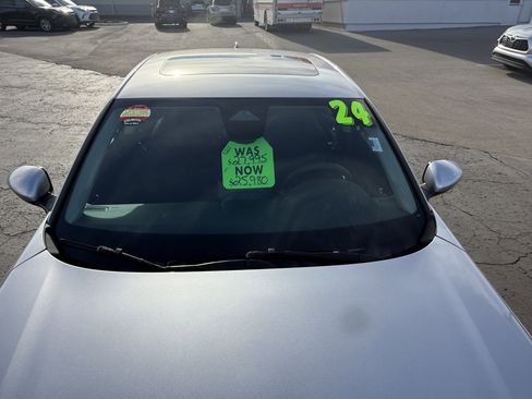 Used 2024 Honda Accord EX image 12