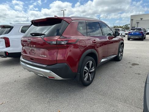 Used 2023 Nissan Rogue Platinum image 8