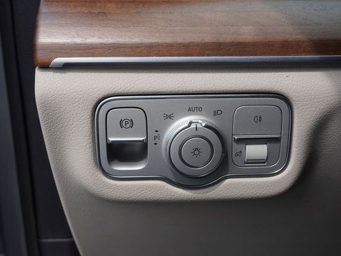 Used 2023 Mercedes-Benz GLE 350 4MATIC image 43