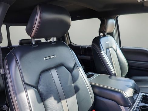 Used 2022 Ford F350 Platinum image 20