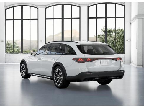 New 2025 Mercedes-Benz E 450 4MATIC All-Terrain Wagon image 12