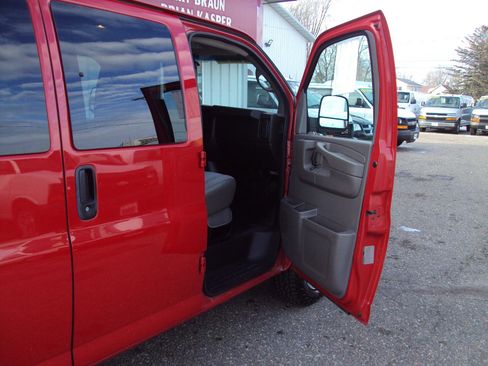 Used 2013 Chevrolet Express 1500 LT w/ LT Preferred Equipment Group image 13