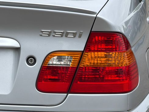 Used 2005 BMW 330i Sedan RWD image 23