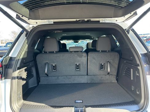 New 2026 GMC Acadia Elevation AWD/4WD image 37