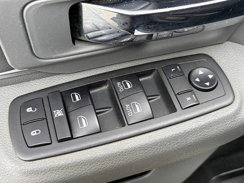 Used 2019 RAM 1500 Classic Warlock w/ Electronics Group image 18