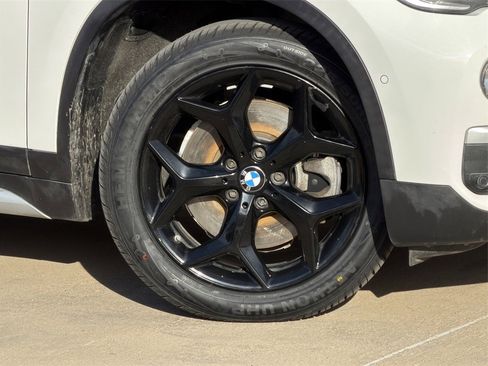 Used 2018 BMW X1 sDrive28i image 8