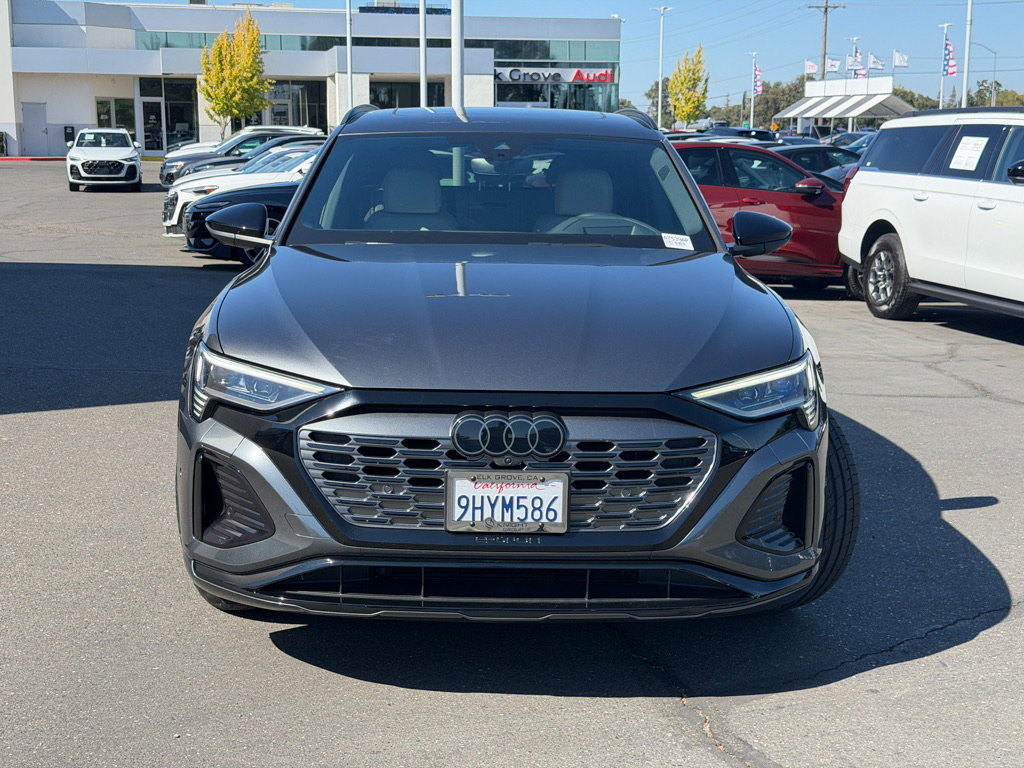 Used 2024 Audi Q8 e-tron Prestige w/ Prestige Package AWD/4WD image 3